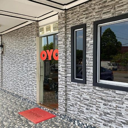 Oyo 90205 Bayu Sintok Motel Changlun Zewnętrze zdjęcie