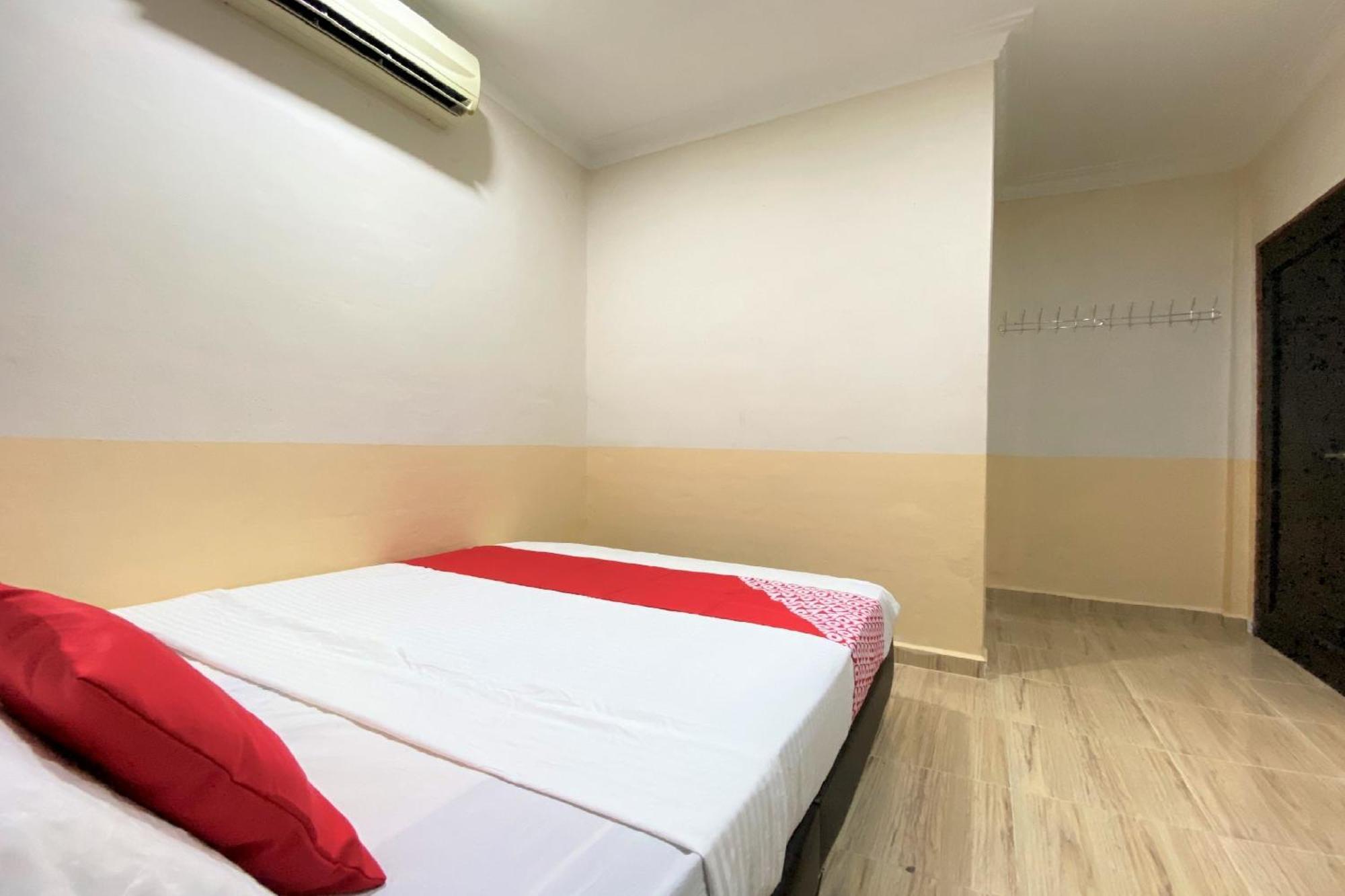 Oyo 90205 Bayu Sintok Motel Changlun Zewnętrze zdjęcie
